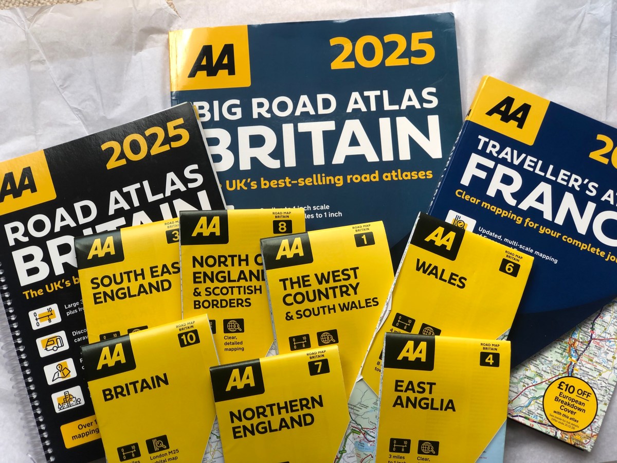 AA Road Guides and Walking Guides – The Review Studio