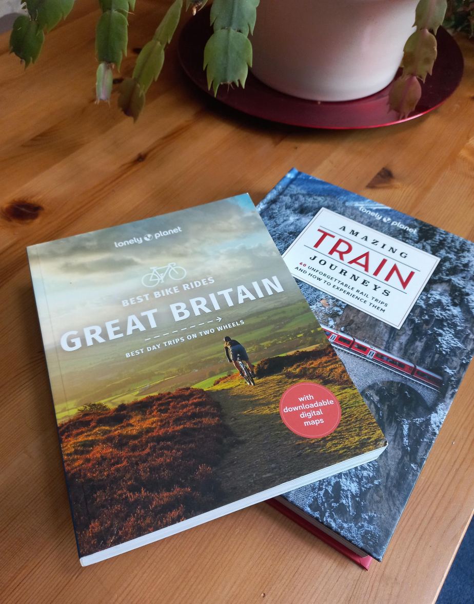 Lonely Planet Books – Best Bike Rides Great Britain and Amazing Train&nbsp;Journeys