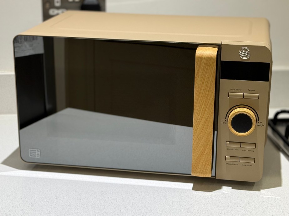 Swan 20 litre Nordic Digital&nbsp;Microwave