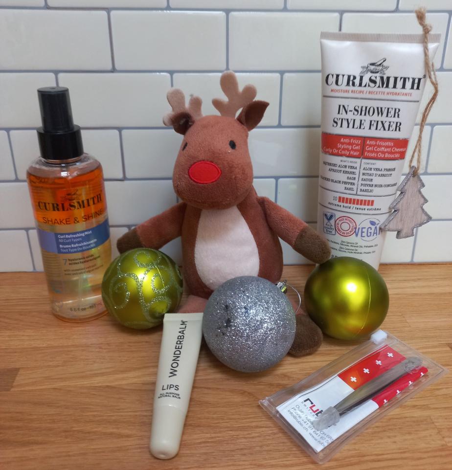 Christmas Beauty Gifts -Curlsmith Hair Products, Rubis Tweezers and Wonderbalm&nbsp;Lips